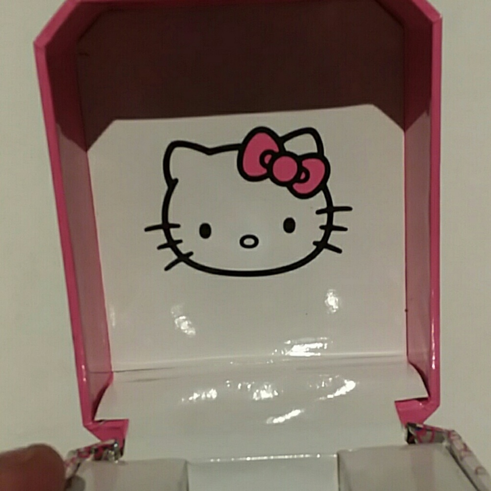 Hello Kitty Watch - Picture 6 of 7